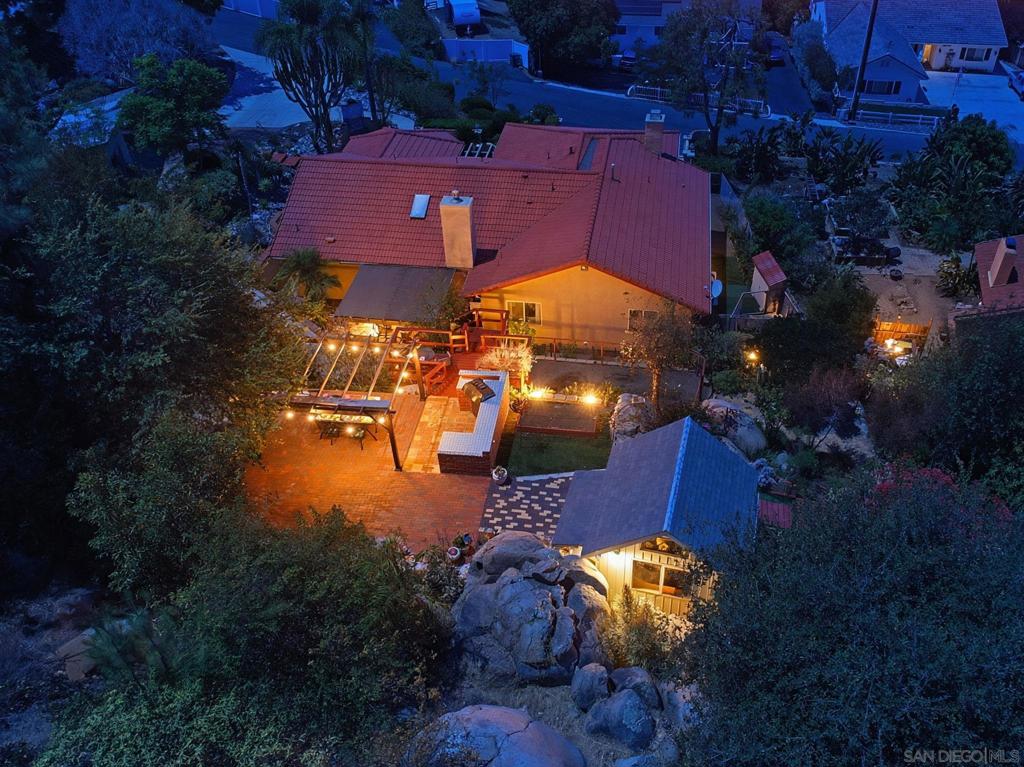 1653 Vista Vereda Property Photo 2