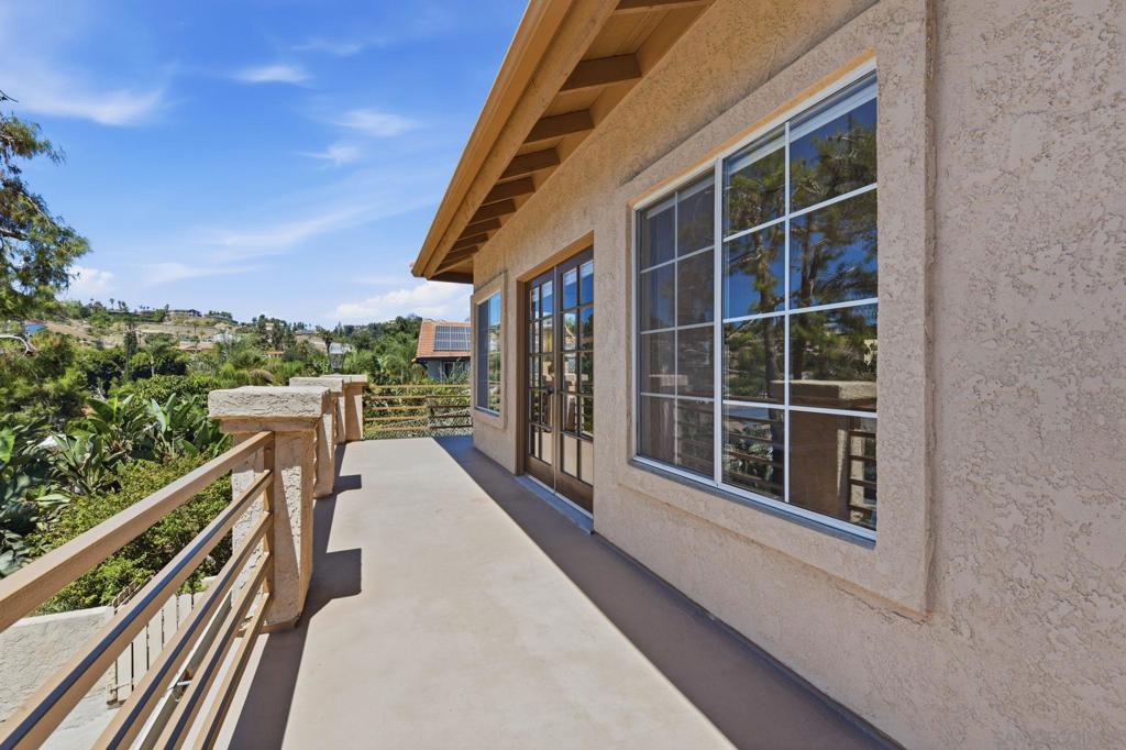 1653 Vista Vereda Property Photo 27