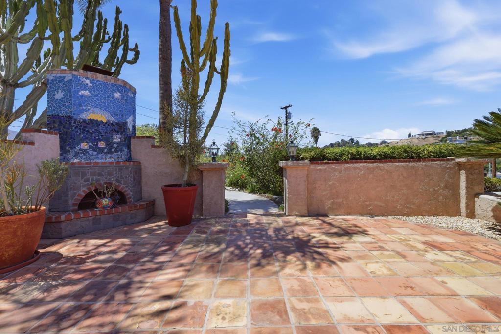 1653 Vista Vereda Property Photo 42