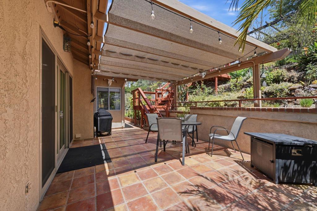 1653 Vista Vereda Property Photo 45