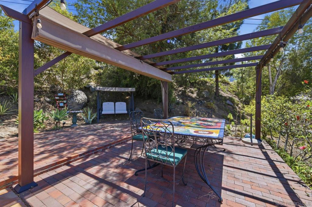 1653 Vista Vereda Property Photo 47