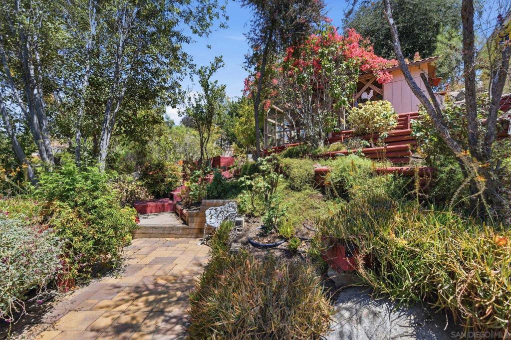 1653 Vista Vereda Property Photo 61