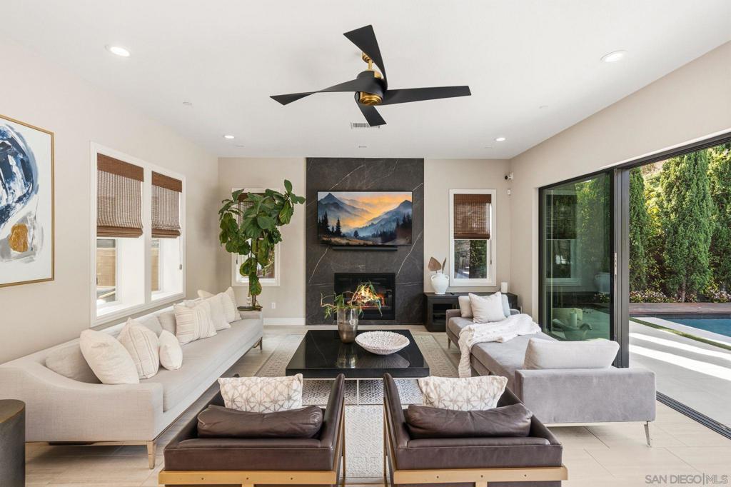 4720 Borden Property Photo 4