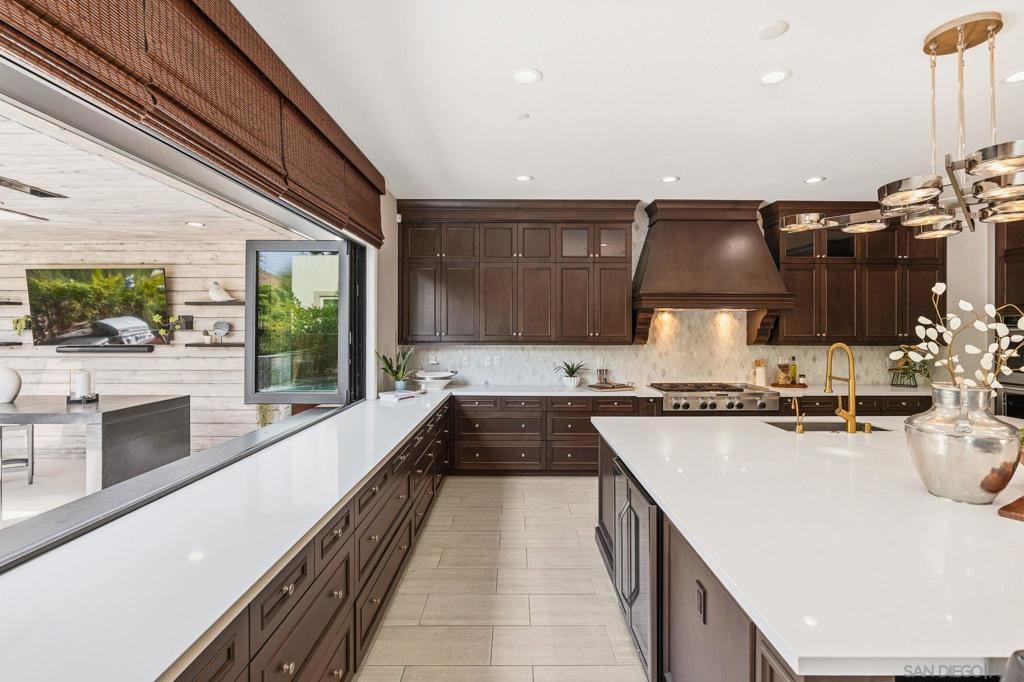 4720 Borden Property Photo 8