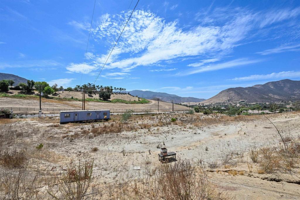5352 Dehesa Property Photo 6