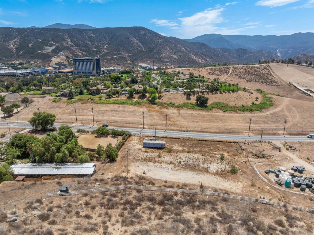 5352 Dehesa Property Photo 8