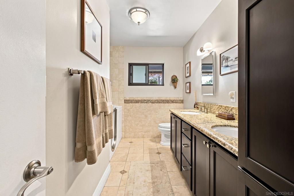1044 Avenida Amantea Property Photo 37