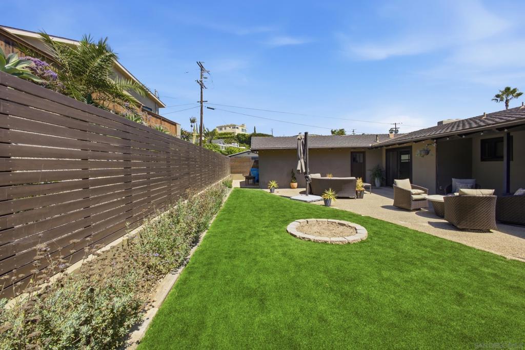 1044 Avenida Amantea Property Photo 45