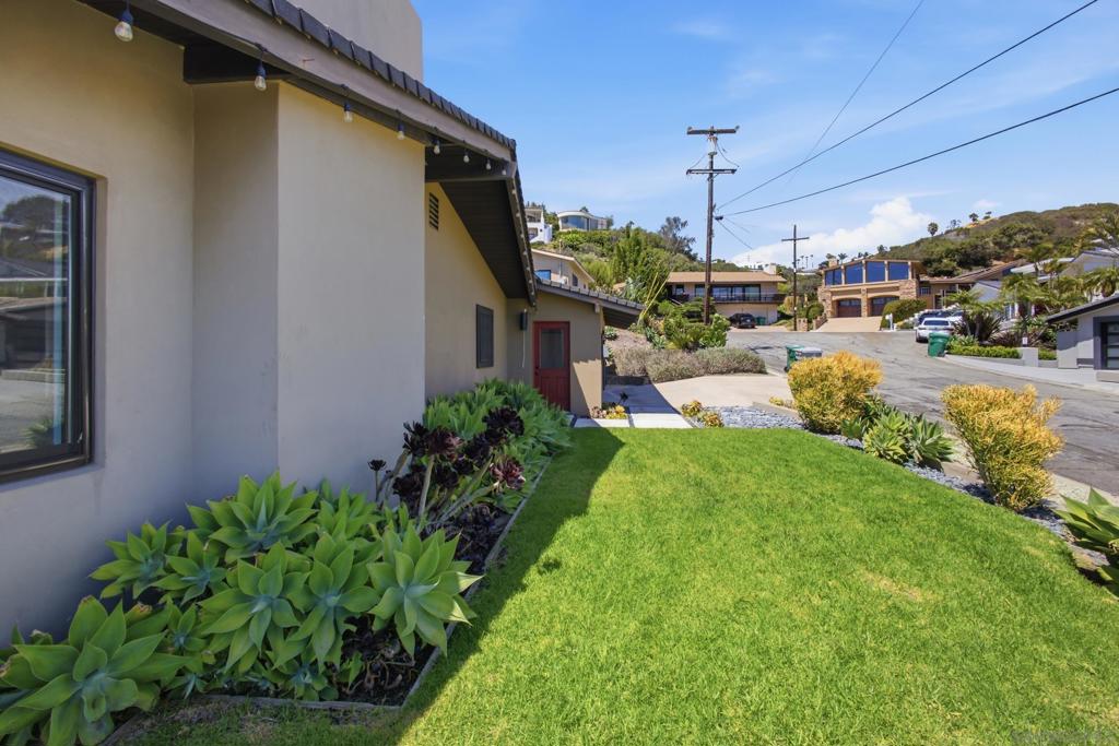 1044 Avenida Amantea Property Photo 48