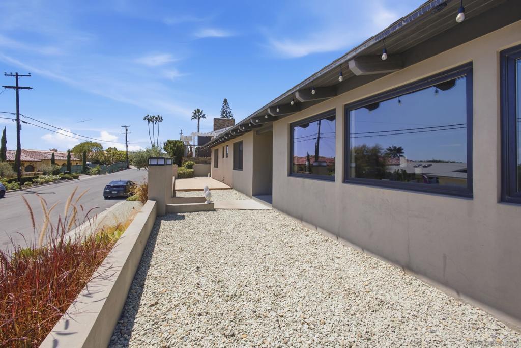 1044 Avenida Amantea Property Photo 49