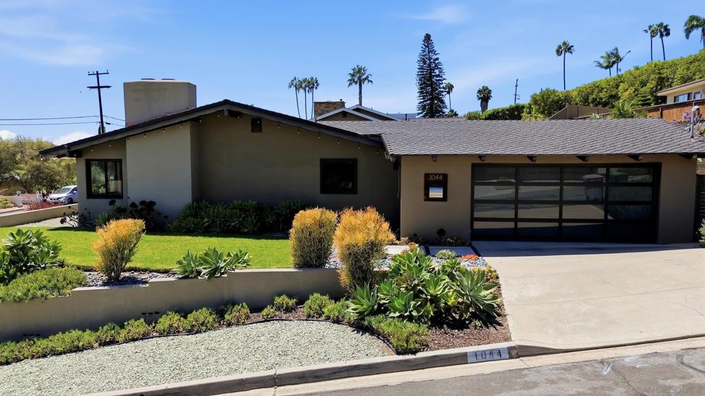 1044 Avenida Amantea Property Photo 58