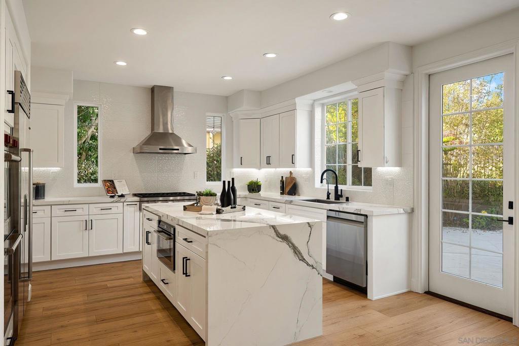 31 Montclair Property Photo 4