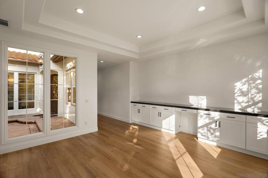 31 Montclair Property Photo 17