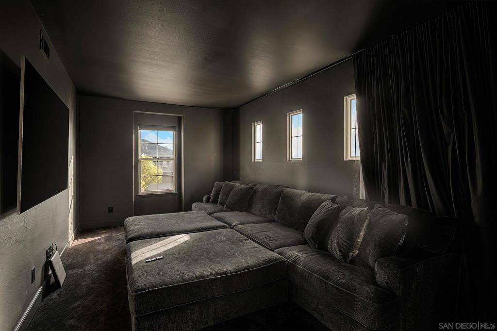 31 Montclair Property Photo 20