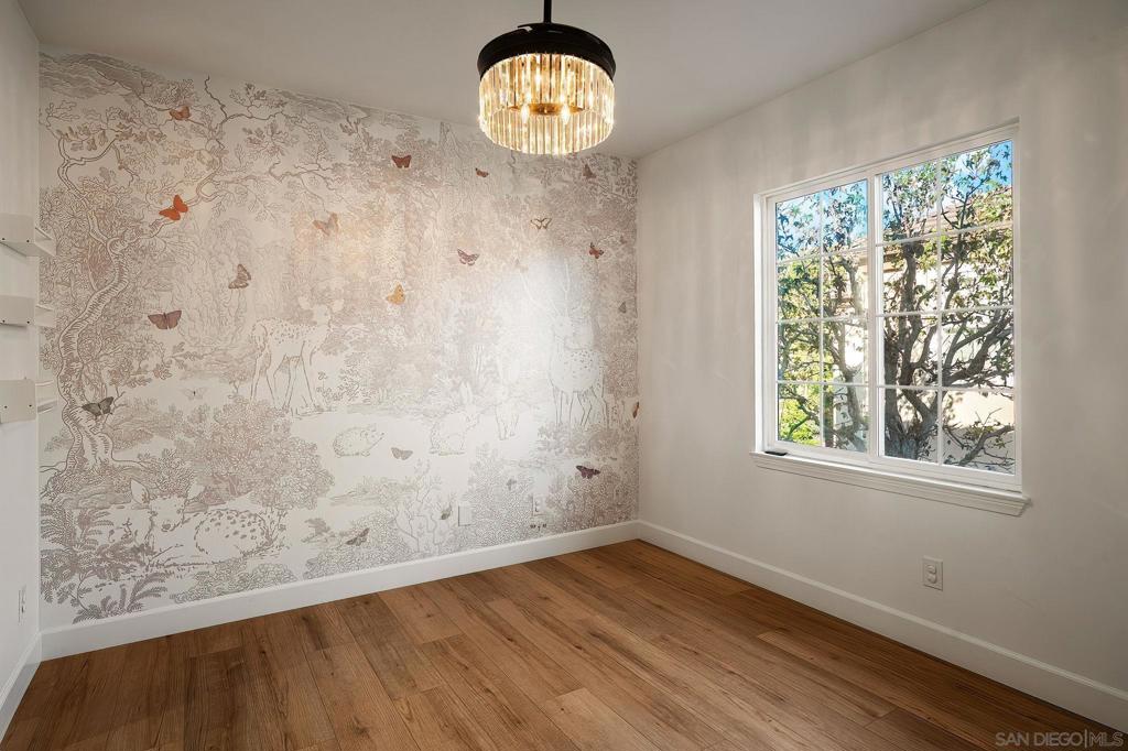 31 Montclair Property Photo 29