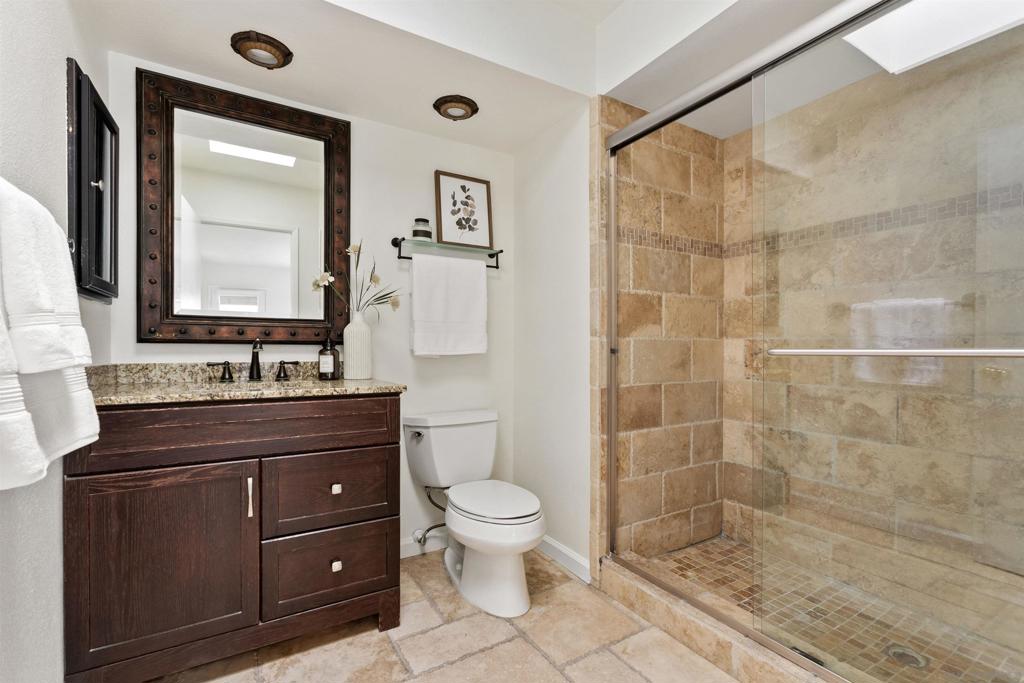 1445 Grand Ave B Property Photo 22