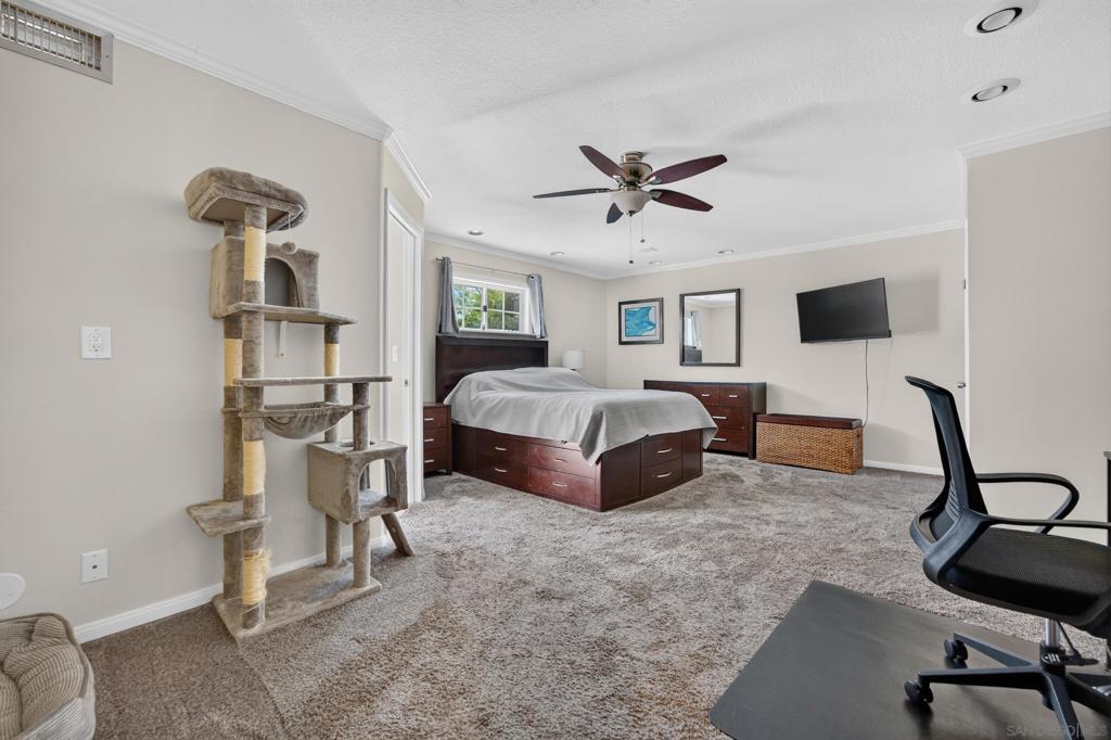 8538 Rosada Way Property Photo 23