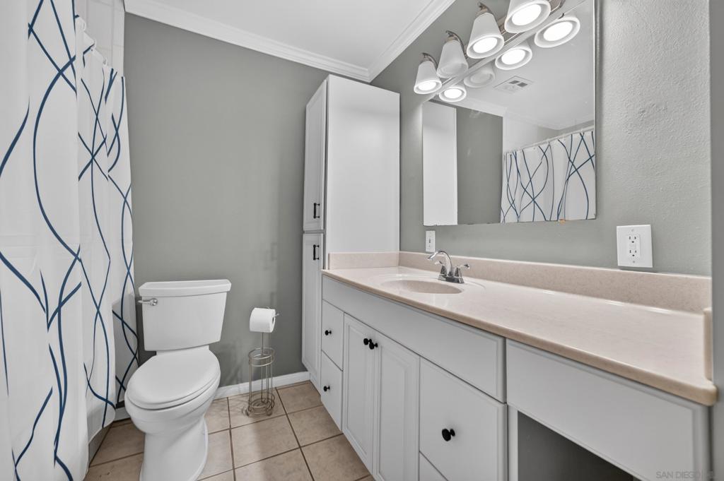 8538 Rosada Way Property Photo 29