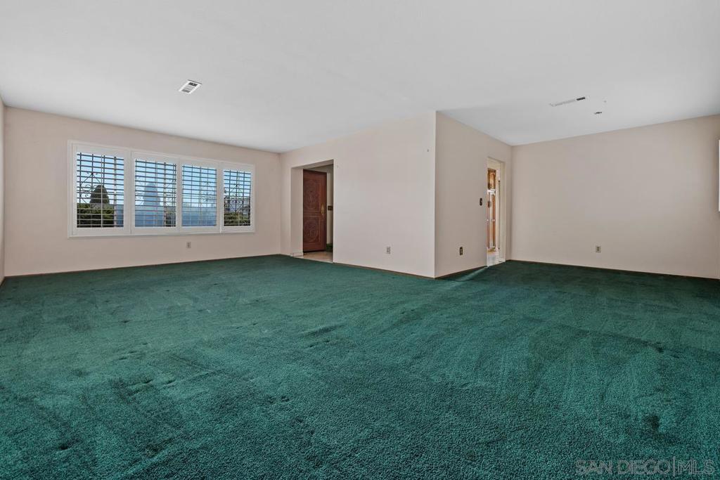 2810 Erie Property Photo 5