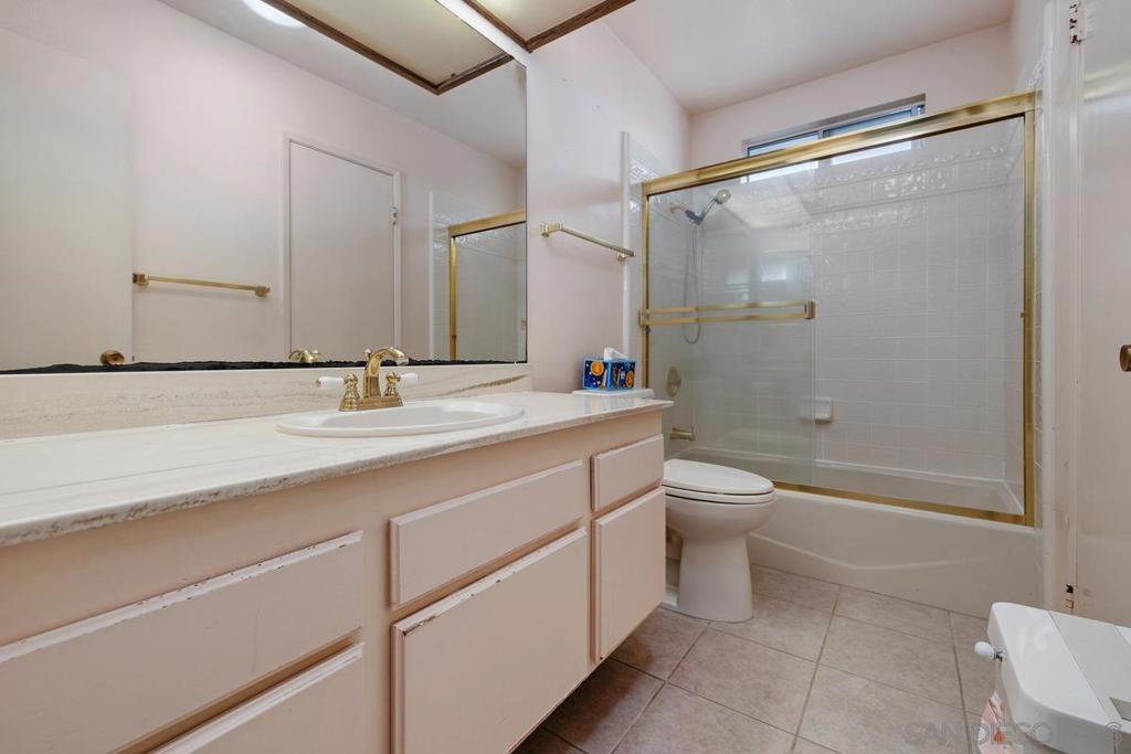 2810 Erie Property Photo 14