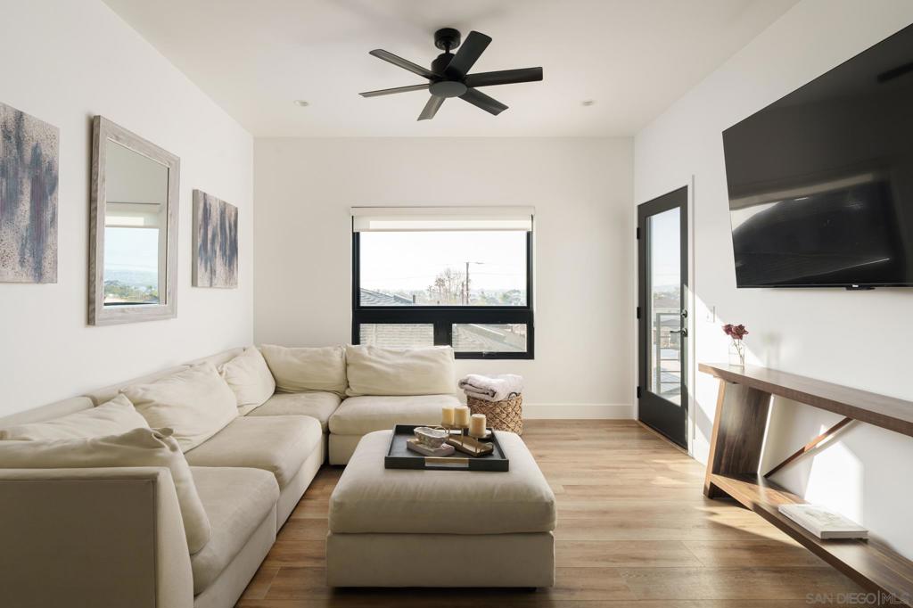 260020868SD Property Photo 5