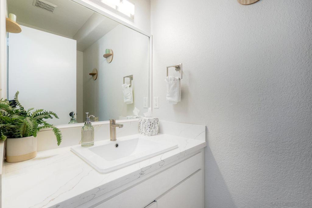 3126 31st Property Photo 13