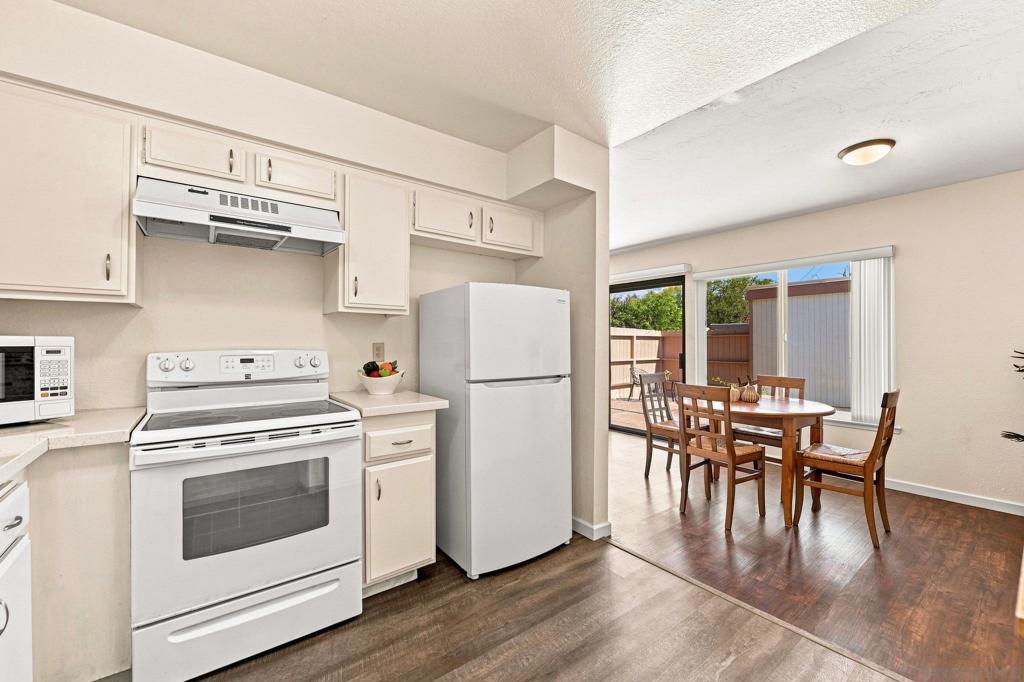 2812 Via Magia Property Photo 15