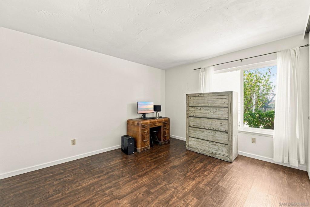 2812 Via Magia Property Photo 18