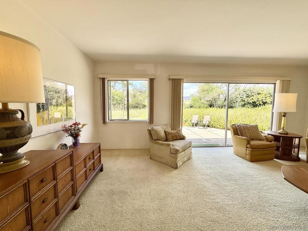 2235 Milton Court Property Photo 7