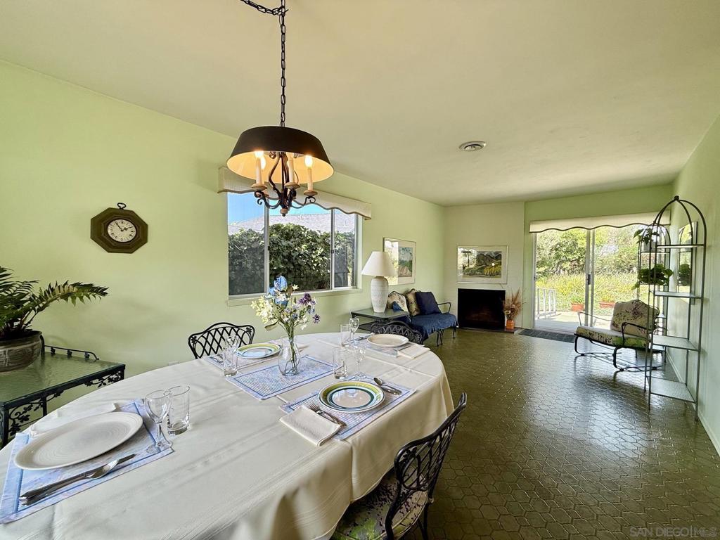2235 Milton Court Property Photo 13
