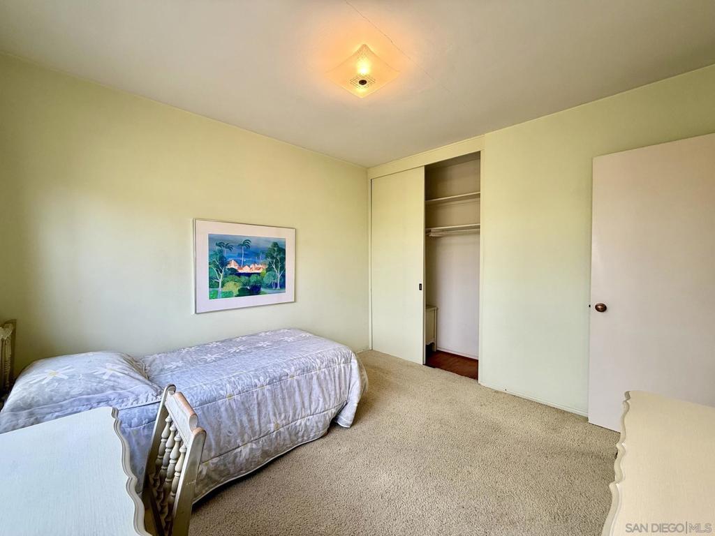 2235 Milton Court Property Photo 28