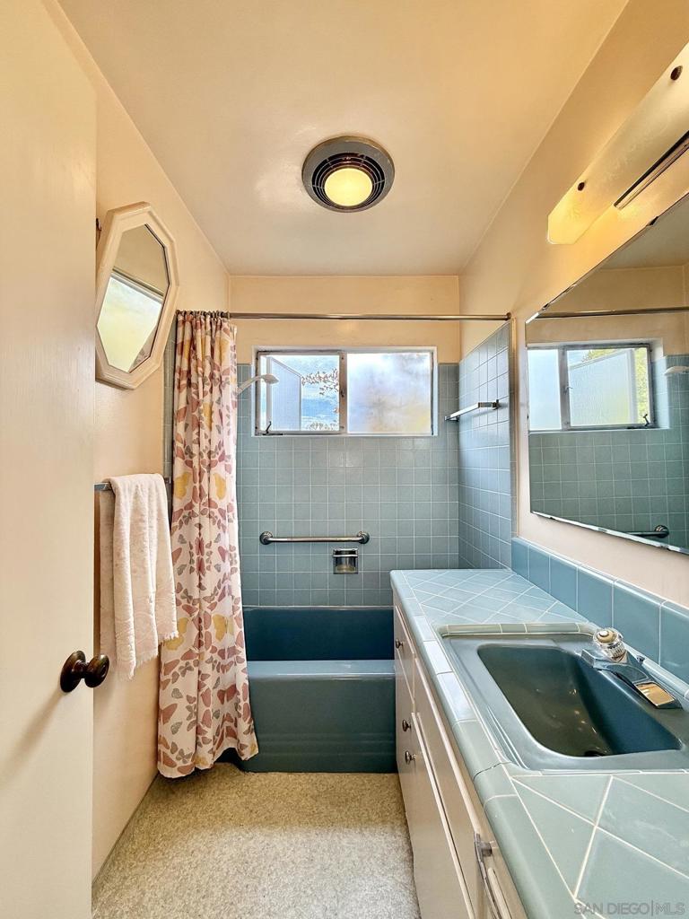 2235 Milton Court Property Photo 32
