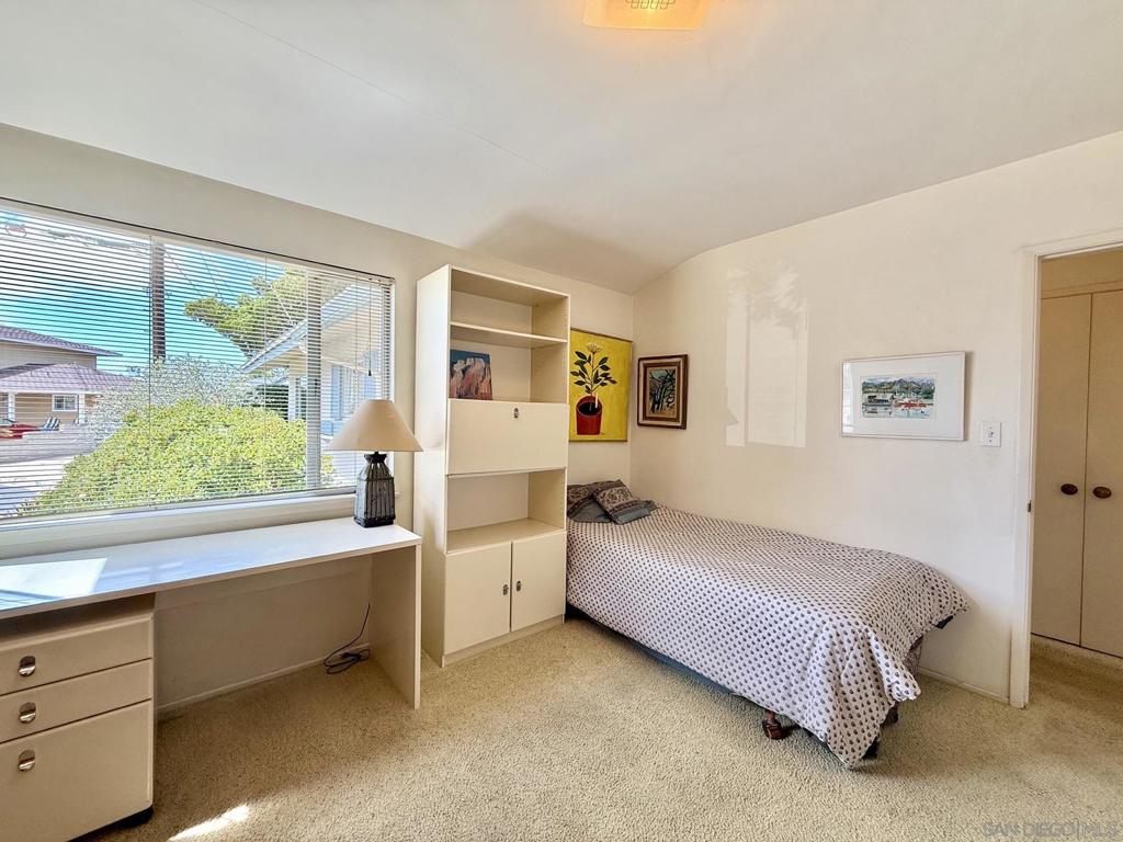 2235 Milton Court Property Photo 35