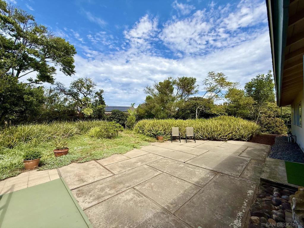 2235 Milton Court Property Photo 38