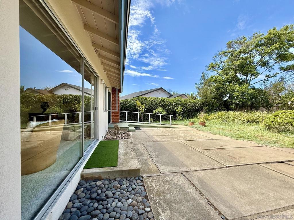 2235 Milton Court Property Photo 46