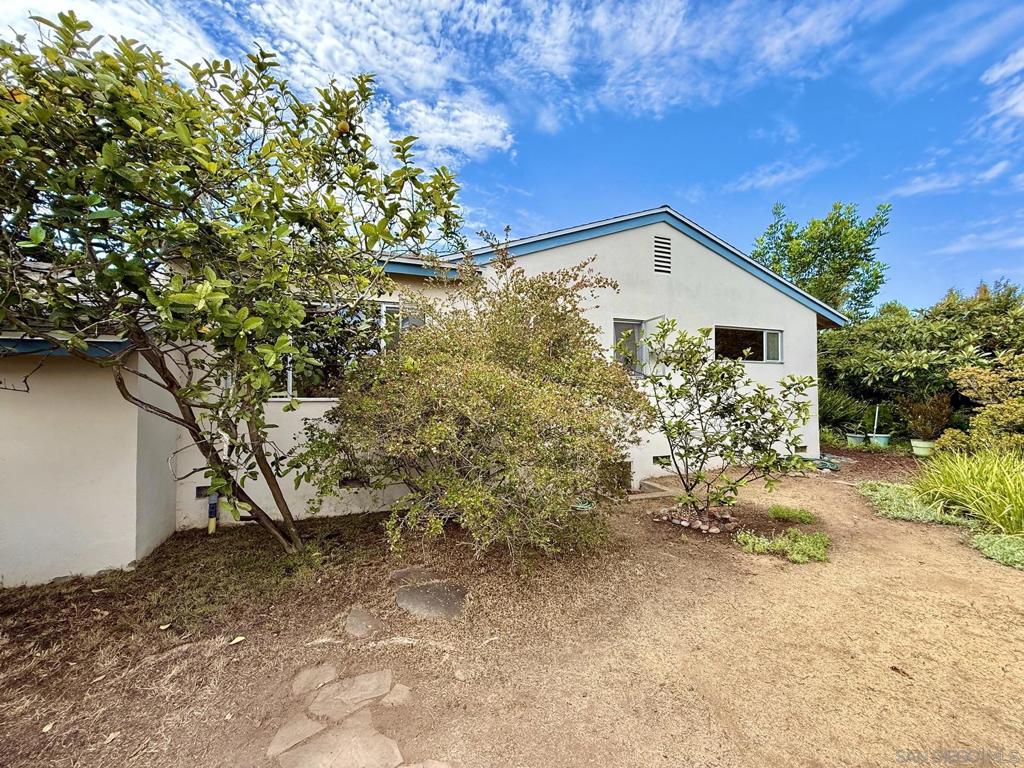 2235 Milton Court Property Photo 55