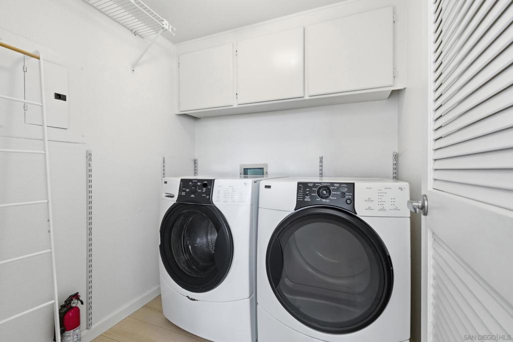 7142 Calabria A Property Photo 32