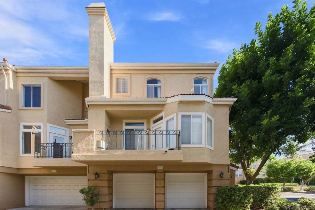 7142 Calabria A Property Photo 34