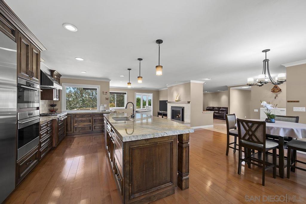 3190 Galloway Drive Property Photo 6