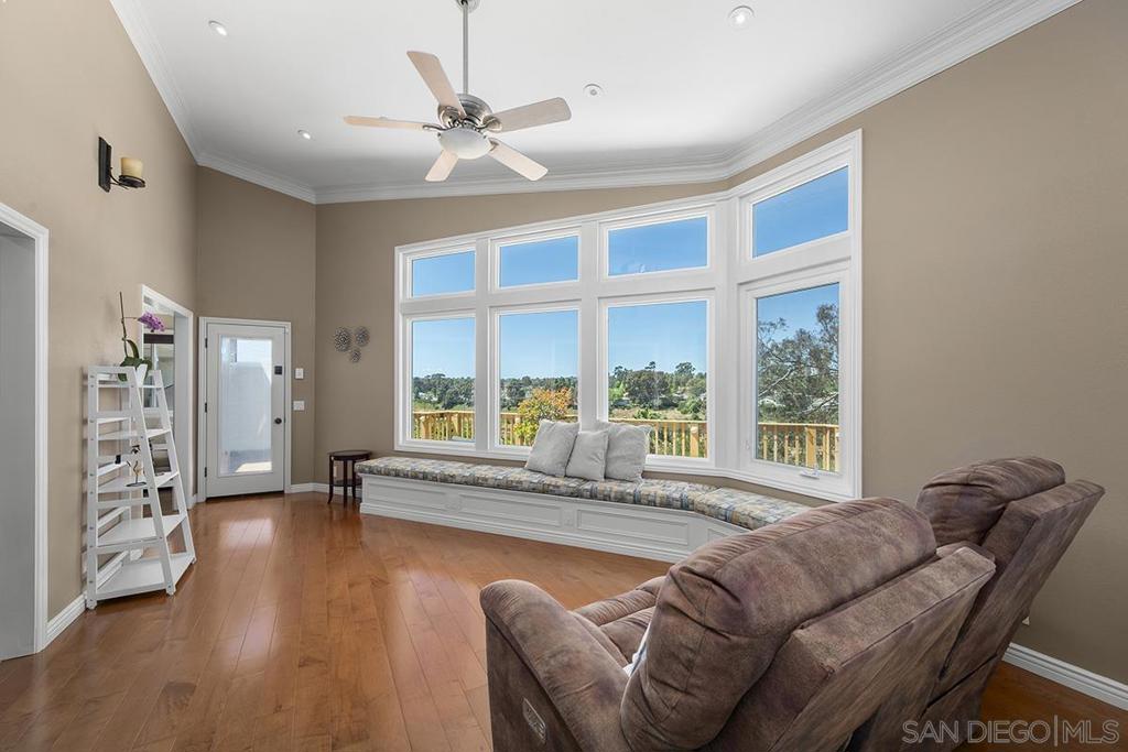 3190 Galloway Drive Property Photo 10
