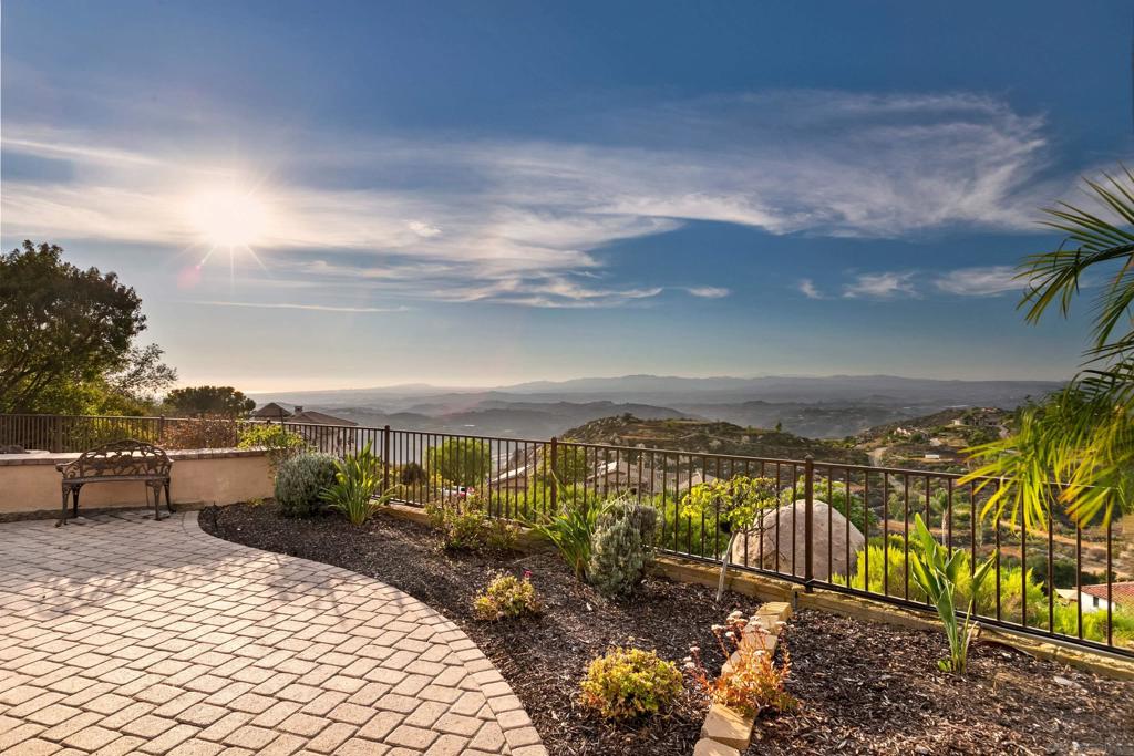 9774 Little Canyon Ln Property Photo 43