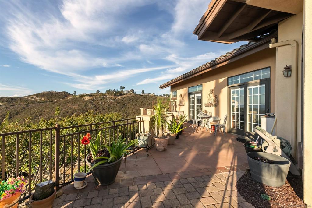 9774 Little Canyon Ln Property Photo 46