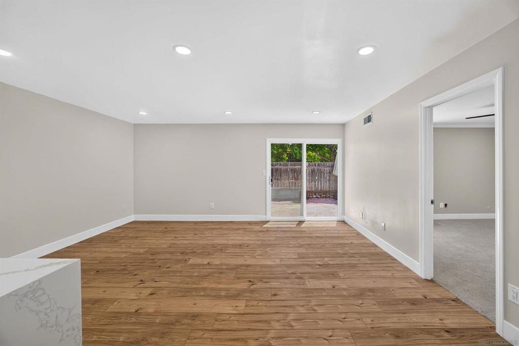 8318 Panorama Ridge Ct Property Photo 11