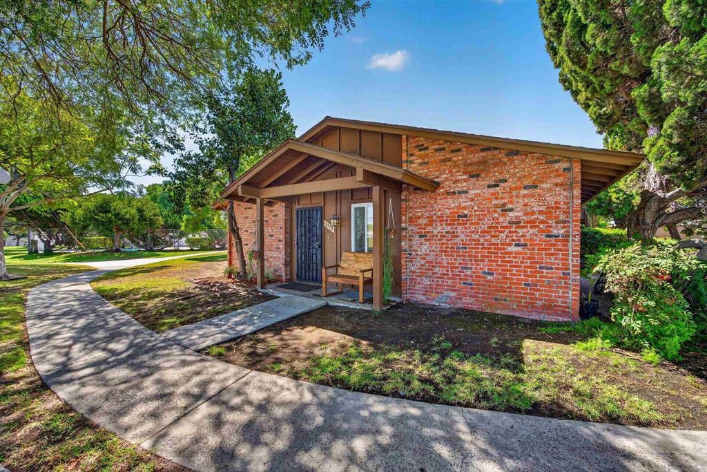 8318 Panorama Ridge Ct Property Photo 32