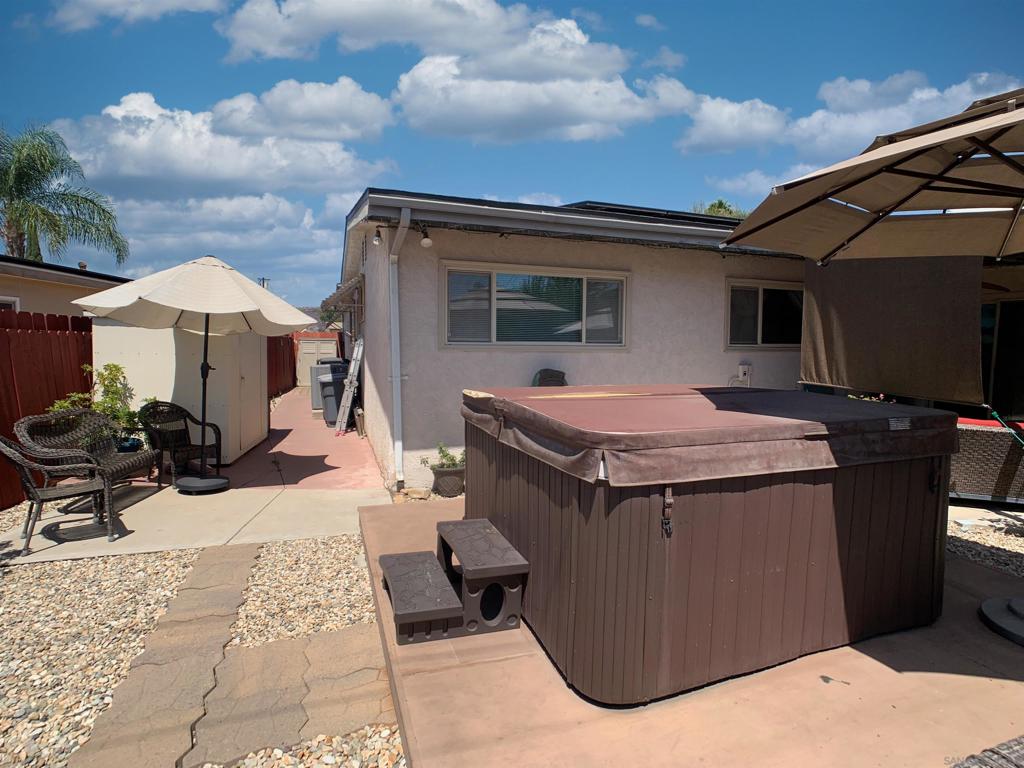 587 Brockwood Dr Property Photo 23