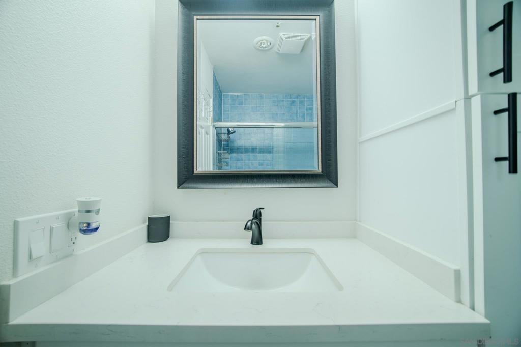 4465 Ocean 4 Property Photo 20