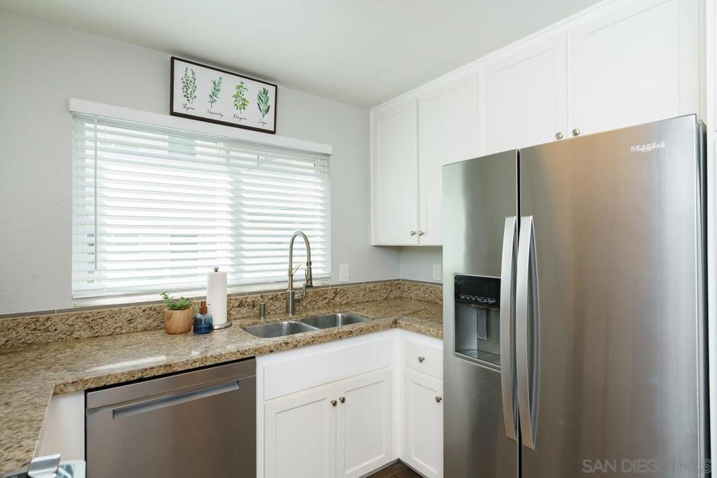 10760 N Magnolia Avenue B7 Property Photo 2