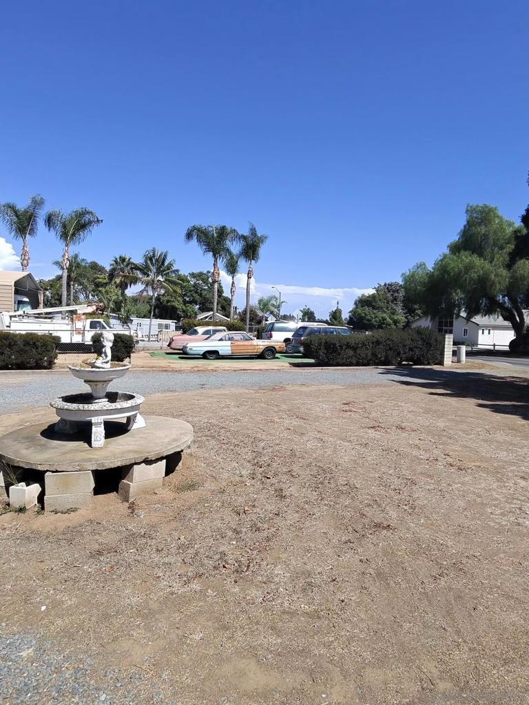 260020946SD Property Photo 2