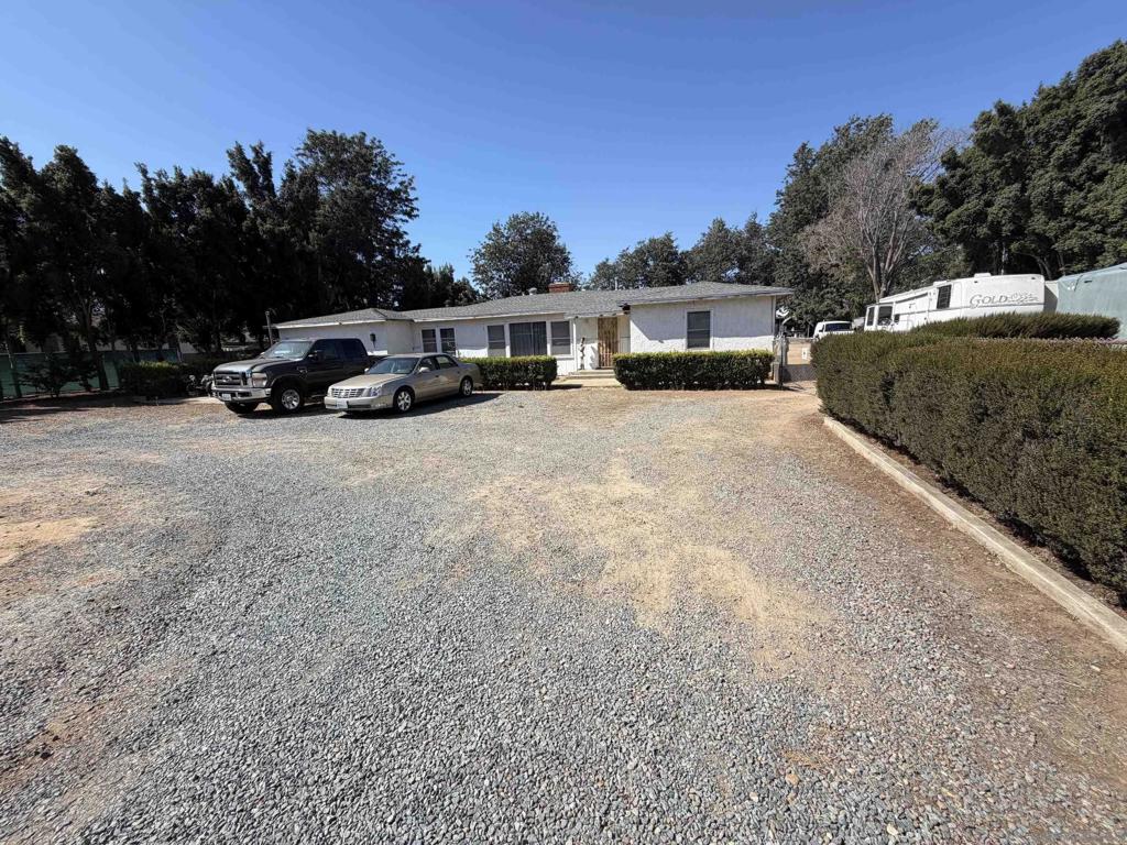 260020946SD Property Photo 3