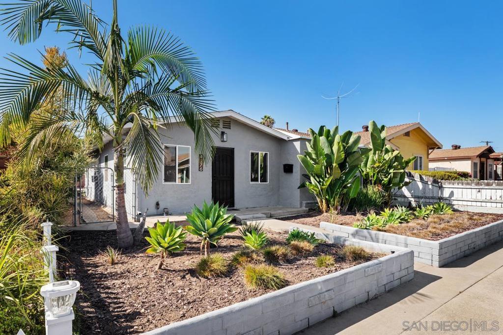 4176 Pepper Property Photo 3